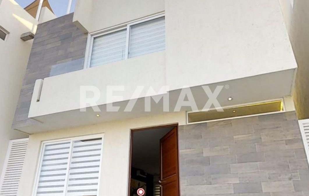 CASA EN VENTA ZIBATA