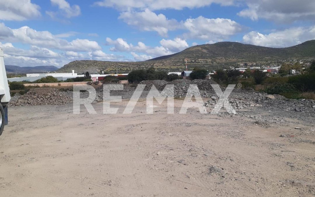 Terreno industrial o comercial en zona aledaña Polígono Industrial de Santa Rosa