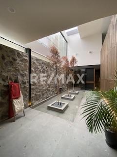 CASA EN VENTA EN ALTOZANO