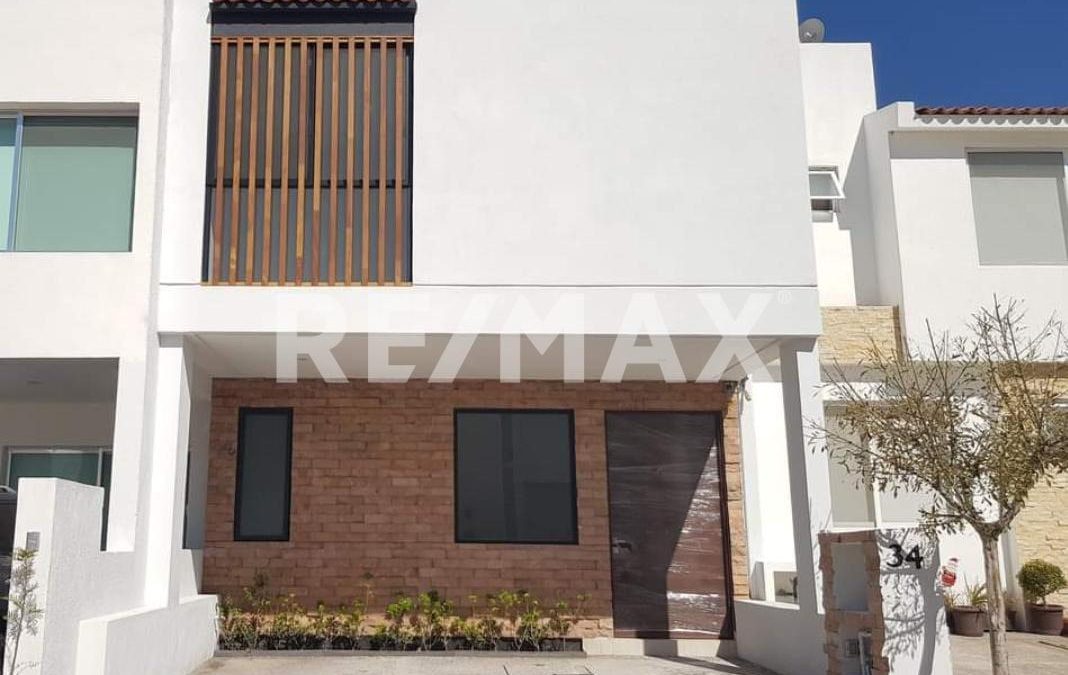 CASA EN CONDOMINIO EN VENTA