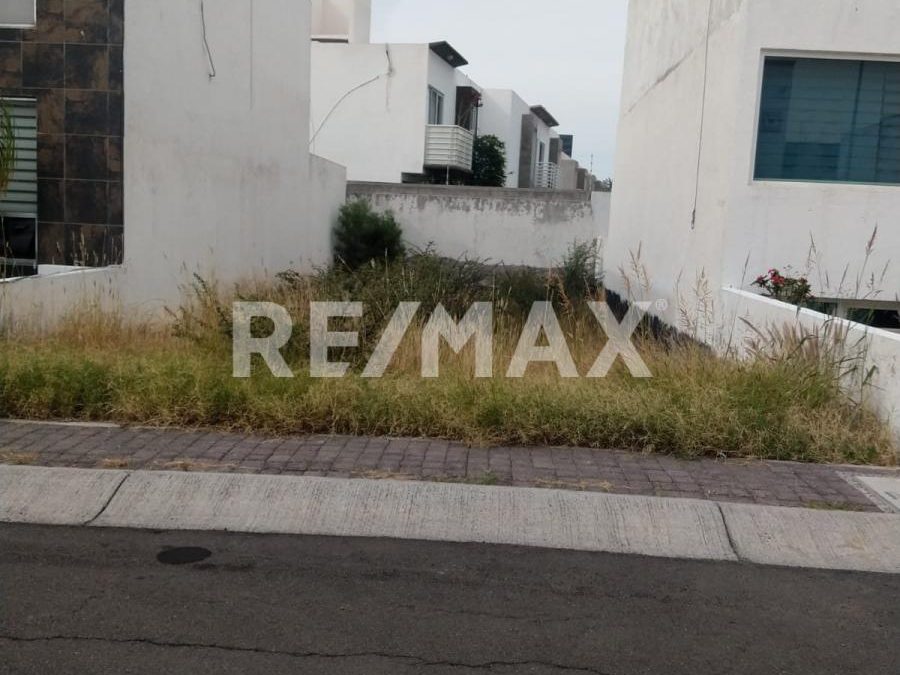 TERRENO EN VENTA