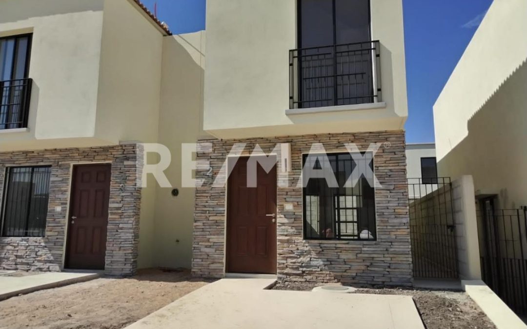 RENTA CASA EN CONDOMINIO