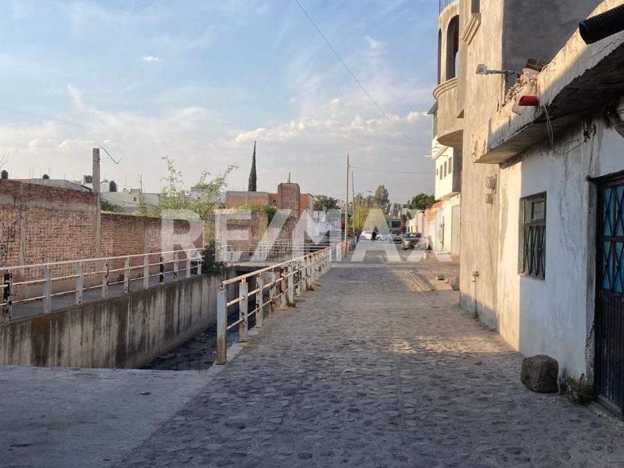 VENTA DE TERRENO COMERCIAL
